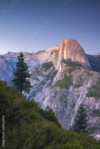 USA, California, Yosemite National Park, Half Dome