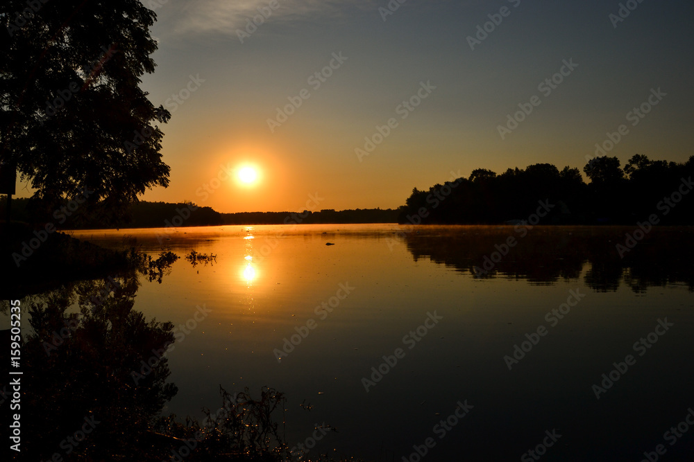 Fototapeta premium River Sunrise