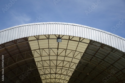 metal roof with steel structure