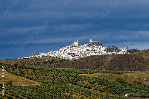 Spanien - Andalusien - das weiße Dorf Olvera photo