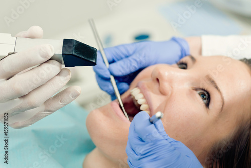 Using intraoral camera in dentistry