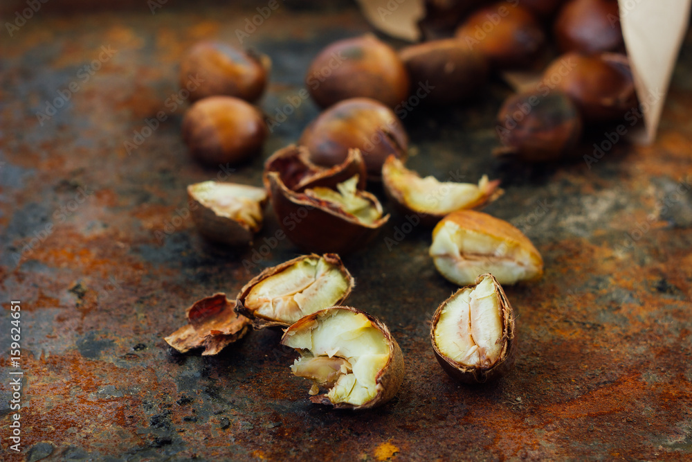 Peeled roasted chestnuts Peeled roasted chestnuts