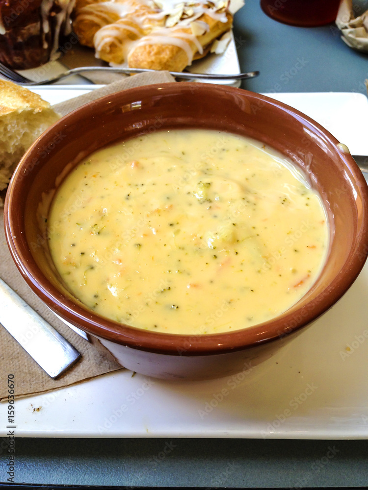 Cheese and Brocolli Soup Cheese and Brocolli Soup