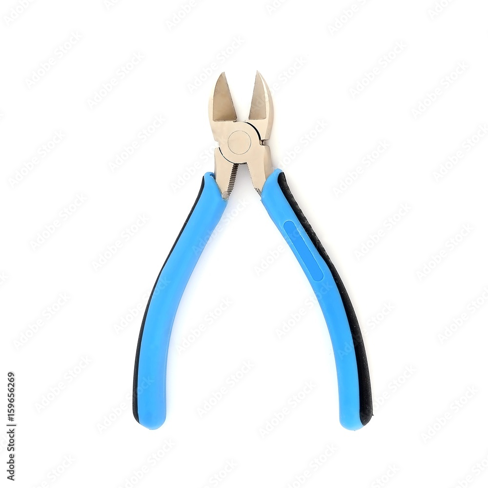 Hand tools for repair and installation: pliers/screwdriver Hand tools for repair and installation: pliers/screwdriver