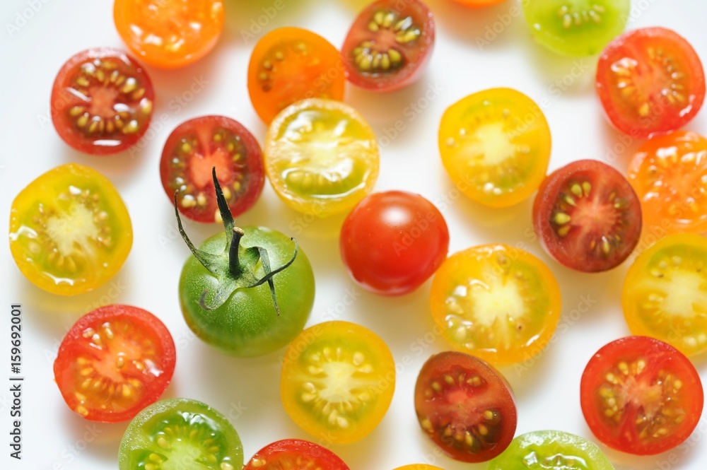 輪切りのミニトマト Stock 写真 Adobe Stock 輪切りのミニトマト Stock 写真 Adobe Stock