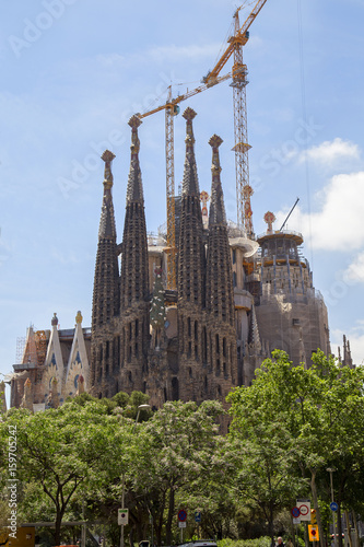 Sagrada Familia - знаменитая церковь Гауди 