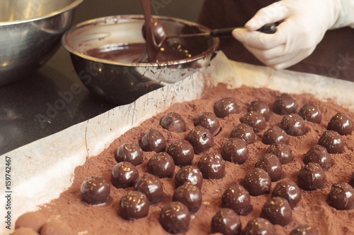 Pastry making to chocolate sweet is delicious.