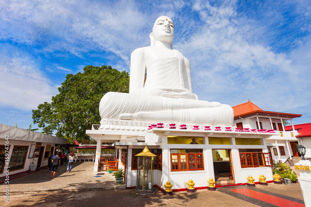 Fototapeta premium Bahirawakanda Vihara Buddha Statue