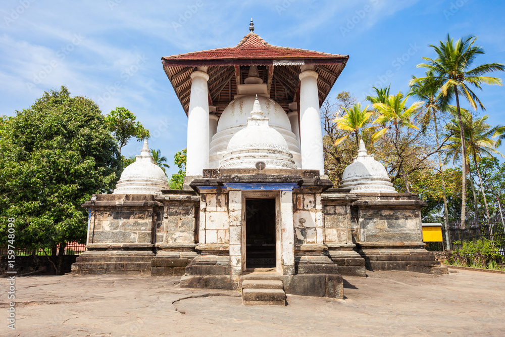 Gadaladeniya Rajamaha Vihara Temple