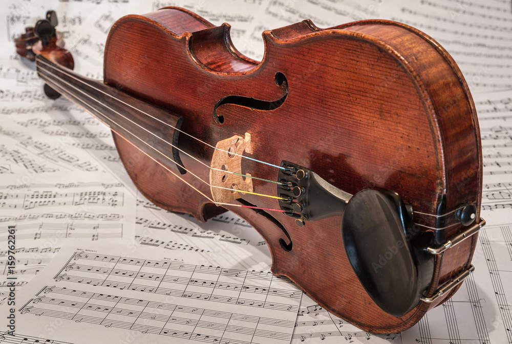 Fototapeta premium Violine und Noten