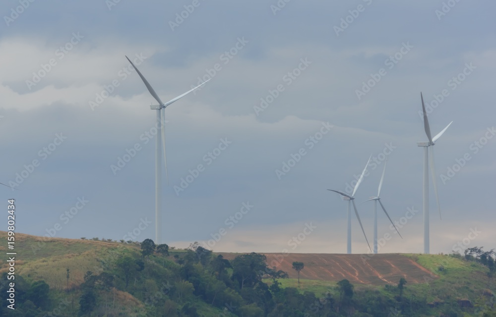 Obraz premium Wind turbines on mountain
