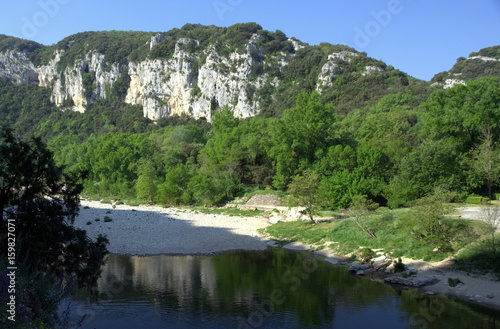 Fototapeta Naklejka Na Ścianę i Meble -  Morning mountain scenery in the Gorges de l'Ardeche near Vallon-Pont-d'Arc, southern France