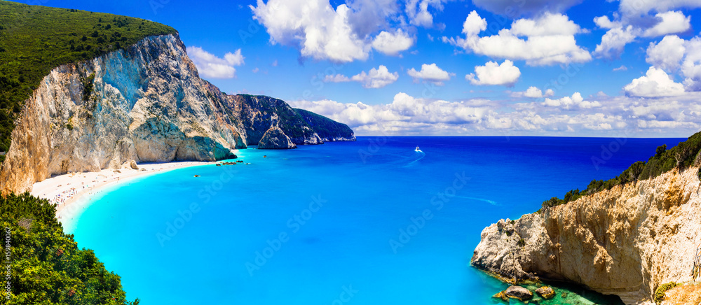 Obraz premium Jedna z najpiękniejszych plaż Grecji - Porto Katsiki na Lefkadzie