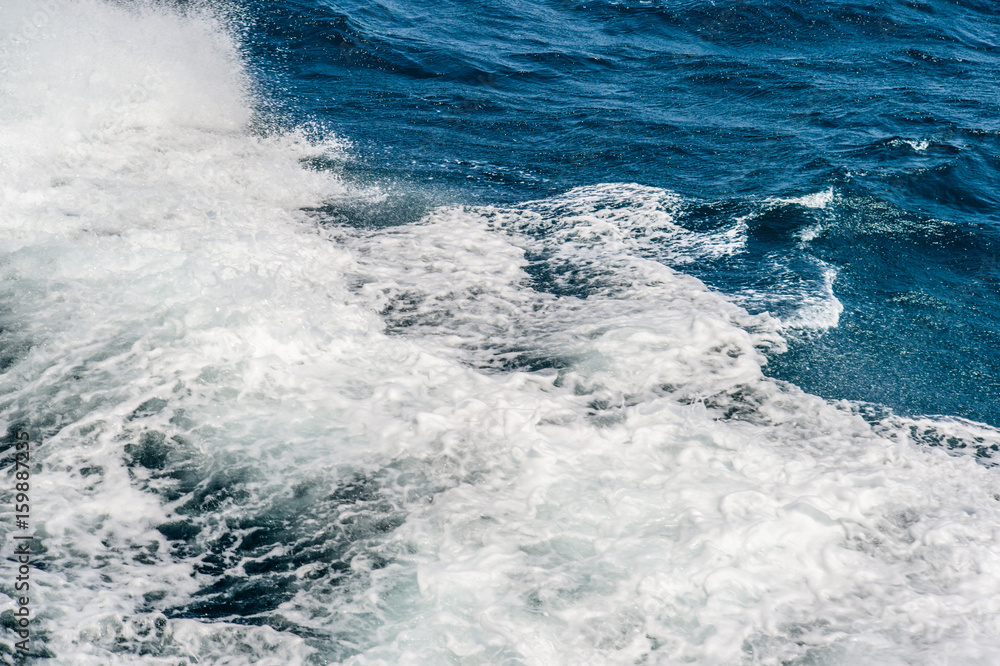 Fototapeta premium Ocean waves splash