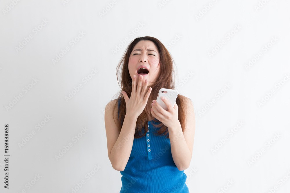 スマホ・女性(白バック) スマホ・女性(白バック)
