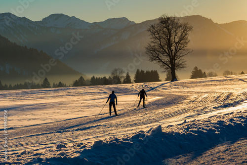 Langläufer loipe Wintersport im Allgäu bayern