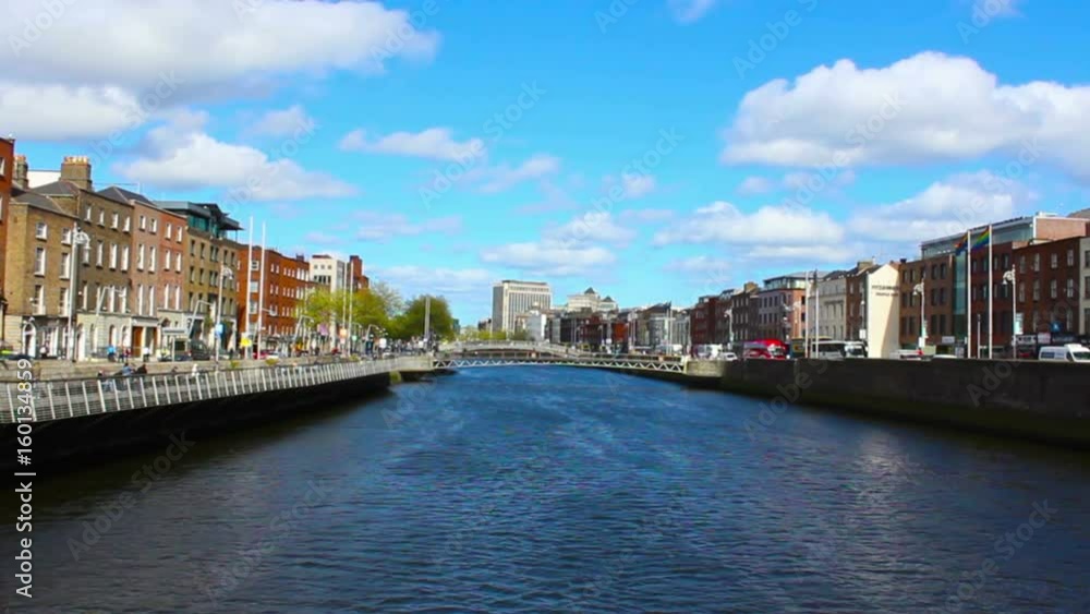 Dublin City and Liffey River, Ireland, Time Lapse, 4k
Dublin City and Liffey River, Ireland, Time Lapse, 4k