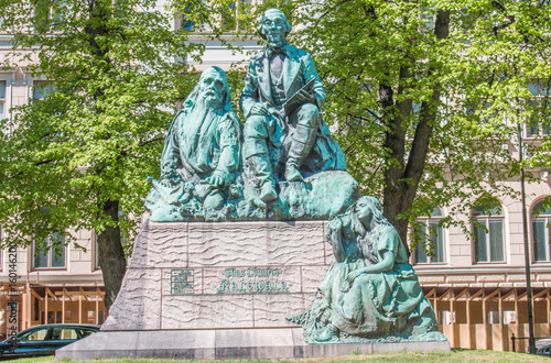 Elias Lönnrot and Väinämöinen Statue Esplanadi Helsinki Finnland
