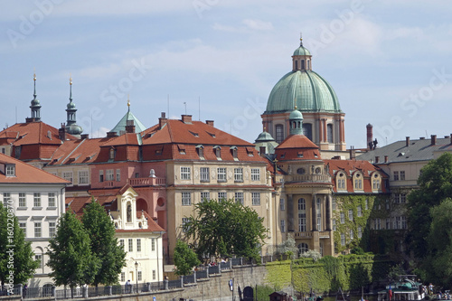 Kreuzherrenkirche in Prag photo