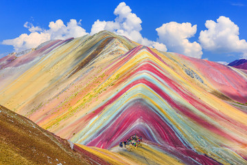 Fototapete Südamerika Regenbogenberg Vinicunca in Peru  © SCStock