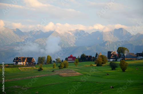 Obraz na płótnie Mountain landscape (The Tatras in Poland) w salonie
