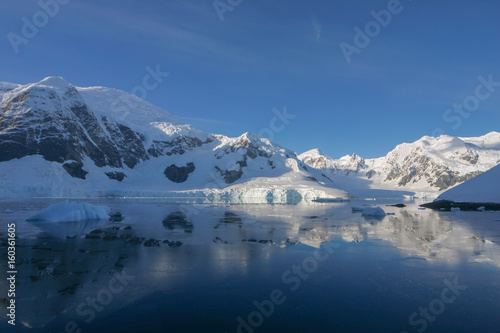 Wallpaper Mural Paradise Harbor - Most beautiful bay in Antarctica Torontodigital.ca