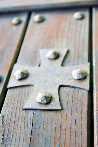  lombardy   arsago blur wood italy   cross photo