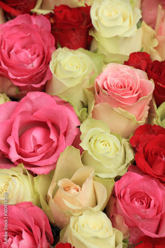 Fototapeta Naklejka Na Ścianę i Meble -   pink mixed wedding roses