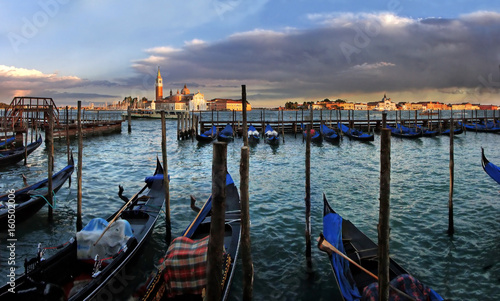 Venedig Canal Grande mit Gondel am Abend