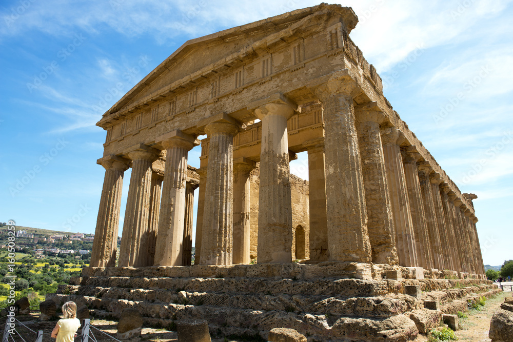 Fototapeta premium The Ruins of the Temple of Concorde