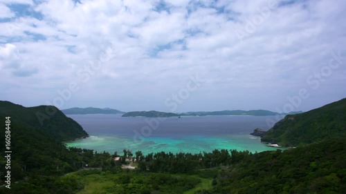 Wallpaper Mural 沖縄の綺麗な海 Torontodigital.ca