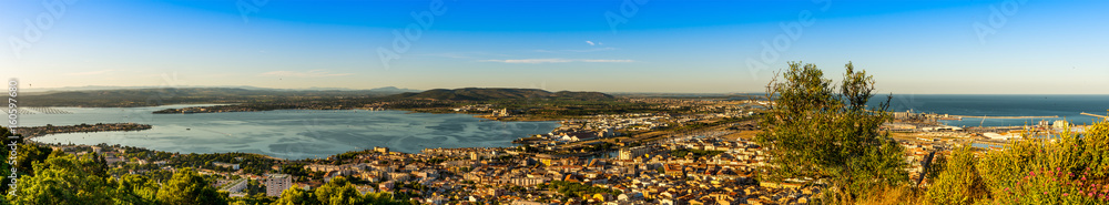 Panoramique depuis le Mont Saint-Clair à Sète, Hérault en Occitanie, France