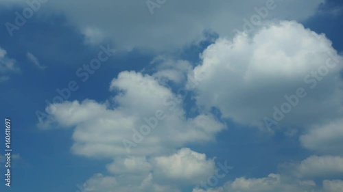 Wallpaper Mural transforming clouds and blue sky, time lapse Torontodigital.ca