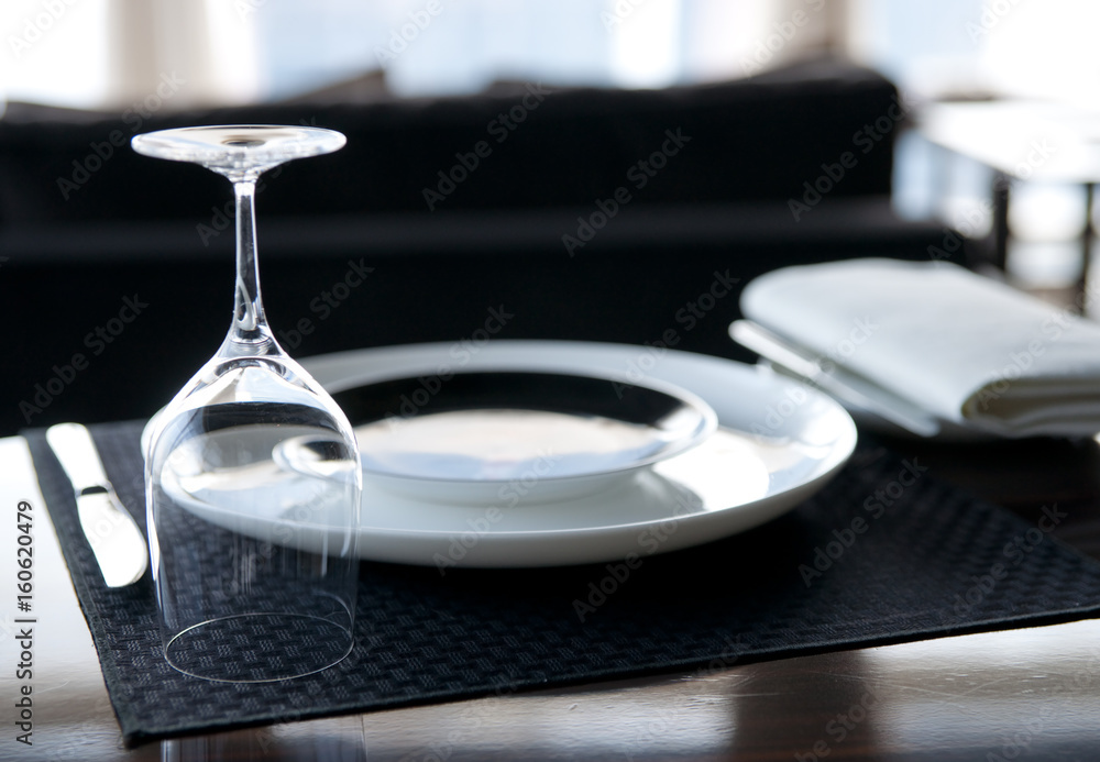 Obraz premium Expensive table arrangement