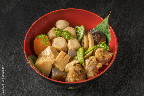 鶏肉の春野菜の煮物　 Simmered chicken and vegetables