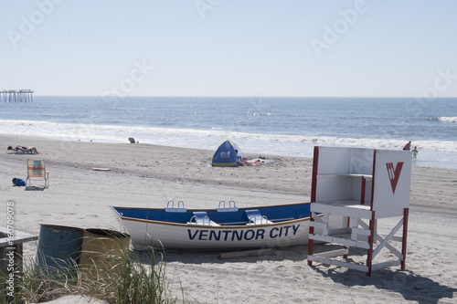 Ventnor Beach Lifeguard Stand and boat photo