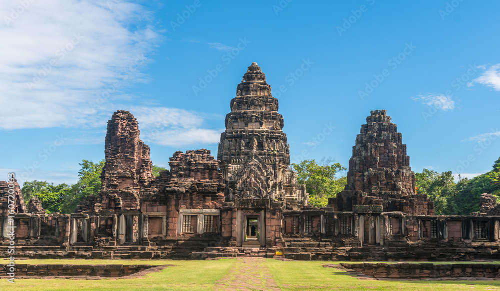 Fototapeta premium angkor wat in thailand