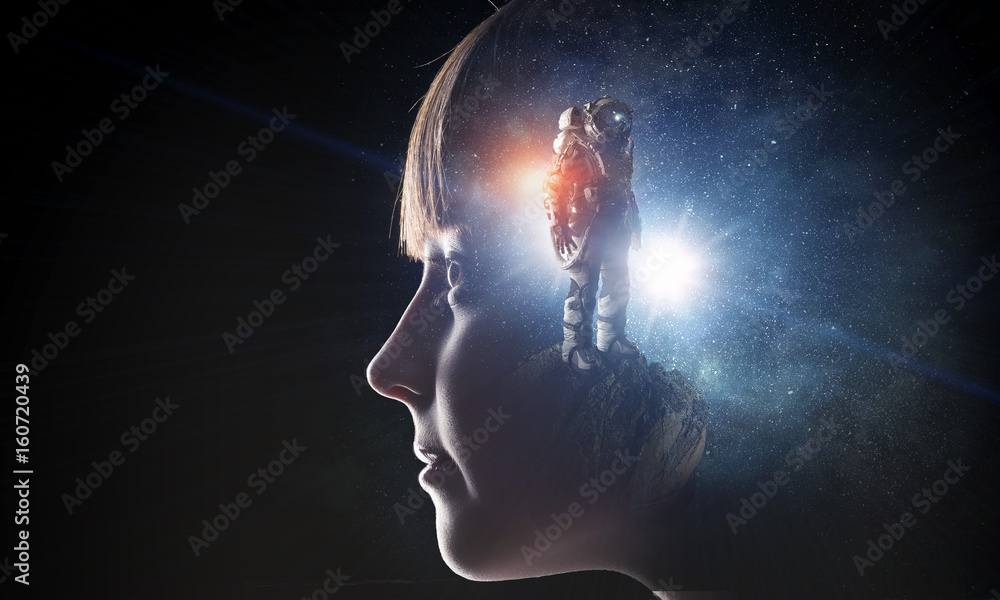 Dreaming to explore space Dreaming to explore space