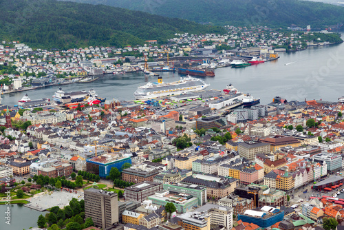 Bergen, Norway © villorejo