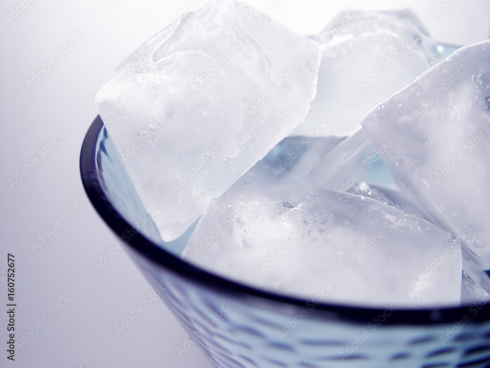 ice in cocktail glass ice in cocktail glass