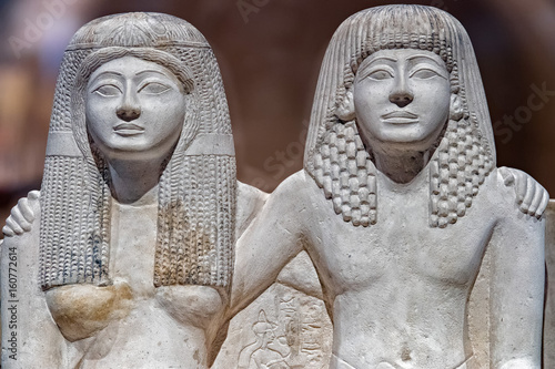 Pendua and Nefertari Statue close up detail photo