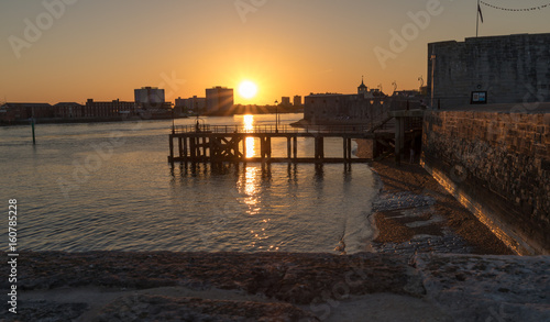 Sunset harbour © Chris Dawney