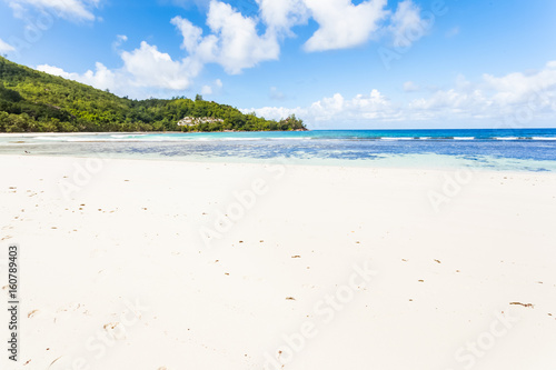 Fototapeta Naklejka Na Ścianę i Meble -   plage des Seychelles 