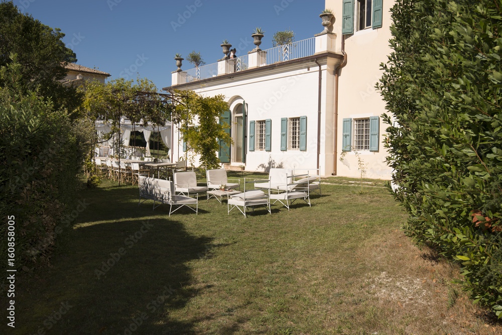 Obraz premium house typical umbre
