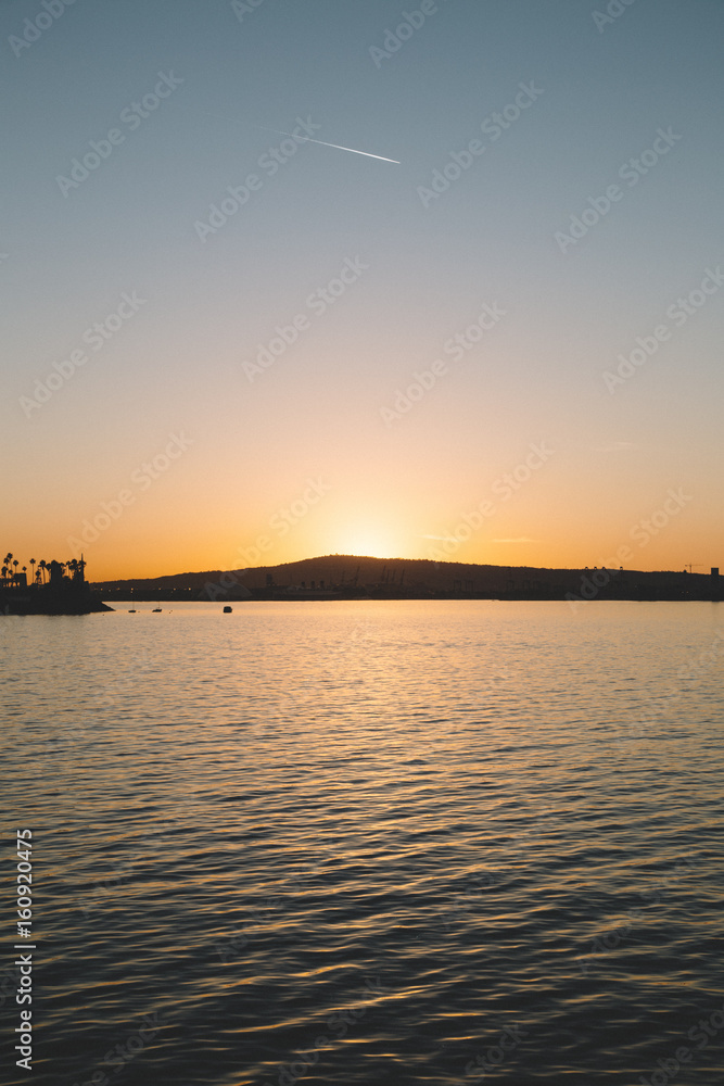 Naklejka premium Long Beach California Sunset