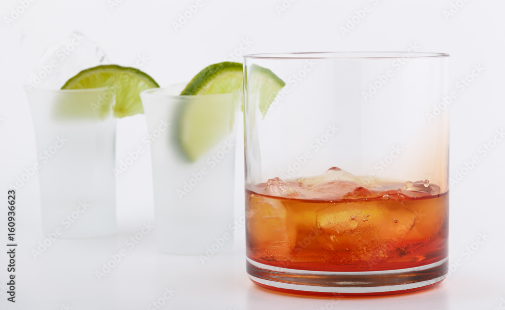 W?hiskey an cocktail W?hiskey an cocktail