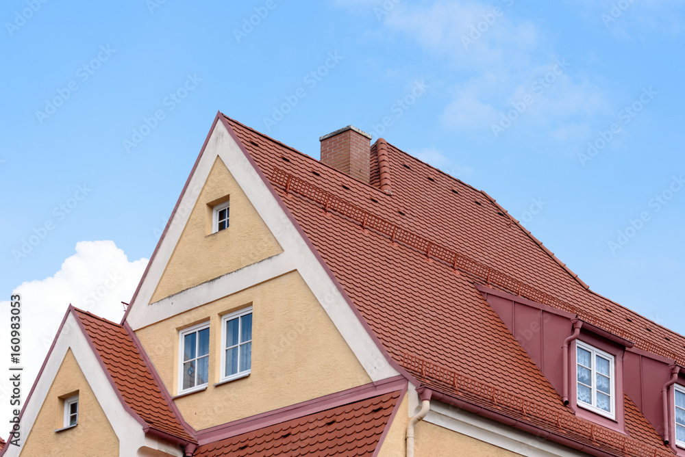 Renoviertes Haus mit Spitzdach 