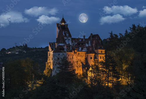 Tableau sur toile Dracula's medieval castle - Bran , Transylvania. Romania.