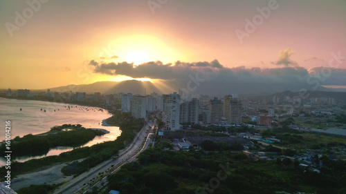 Atardecer en la playa y laguna El Morro, Isla de Margarita, Venezuela