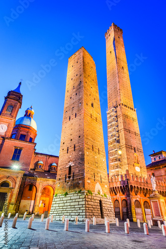 Obraz na płótnie Bologna, Emilia-Romagna - Italy - Due Torri w salonie